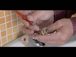 Maybe you would like to learn more about one of these? Remplacer Les Joints D Un Robinet Youtube