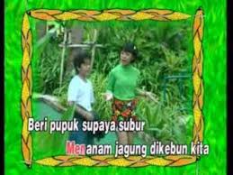 Maybe you would like to learn more about one of these? 8 Lagu Ciptaan Ibu Soed Ini Bikin Kamu Kangen Masa Kecil