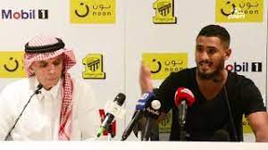 أعلن مجلس إدارة نادي الاتحاد برئاسة لؤي ناظر تجديد عقد حارس الفريق الكروي الأول فواز القرني لمدة 4 مواسم. Ø­Ø¯ÙŠØ« Ø­Ø§Ø±Ø³ Ø§Ù„Ø§ØªØ­Ø§Ø¯ ÙÙˆØ§Ø² Ø§Ù„Ù‚Ø±Ù†ÙŠ ÙÙŠ Ù…Ø¤ØªÙ…Ø± ØªÙ‚Ø¯ÙŠÙ… Ø§Ù„Ø§Ø¹Ø¨ÙŠÙ† Youtube
