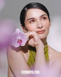 Talia Bennett's Instagram, Twitter & Facebook