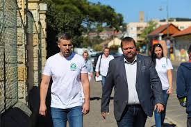 Egy jogállamban ezzel nyilván lehetne jogi útra terelni az ügyet. Zsurpubi Jakab Peter A Fidesz Nyomorban Tartja A Nemzetet Majd Megprobalja Krumplival Meg Egy Szatyor Szaraztesztaval Megvasarolni