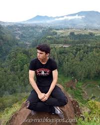 Jeff smith ditangkap polisi karena narkoba, akun instagramnya langsung diserbu warganet, kamis. Biodata Dan Foto Jeff Smith Terbaru Informasi Biodata Populer