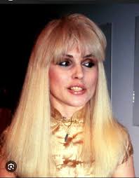 82/83 5B I was Debbie Brown back then. Took me ages to tong my hair 🙄😂😁