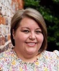 Pamela Hoyle's Instagram, Twitter & Facebook