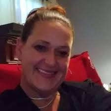 Elesa dawn is Cheryl Lynns daughter Goldie McKinney's granddaughter