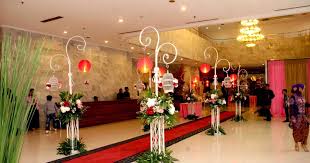 Kebeneran banget, gedung graha sriwijaya unsri rekanan sama putri pinang masak, yg merupakan vendor terbaik untuk urusan wedding organizer adat palembang. 47 Dekorasi Pelaminan Di Gedung Untuk Inspirasi Pernikahanmu