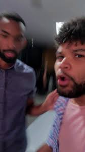 Complaciendo a la fanaticada. Todavía queda algo💪🏽💪🏽🔥 Gracias a la  jefa que si me grabó esta vez @sorix_08 #homerun #softball #softbolllatino