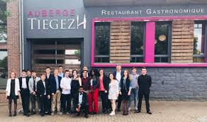 Les Eleves Du Lycee Louis Guilloux Finalisent Leur Projet Gastronomie Etoilee