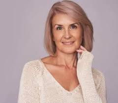 Grab the l'oréal paris féria in bronzed brown to get the look. Fun Hair Color Ideas For Women Over 50 Lovetoknow