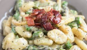 Maybe you would like to learn more about one of these? Ricetta Gnocchi Con Asparagi Gorgonzola E Speck Croccante