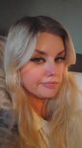 Mary Necaise (@maryburnett29)