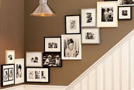 Melainkan mengenai bagaimana pemilik mampu merancang bangunan sesuai keinginannya. Hiasi Dinding Rumah Dengan Parade Foto Ini Kiatnya Republika Online