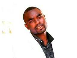 4 brothers who are supposed to be farmers but are forcing themselves to be  mozishanis.