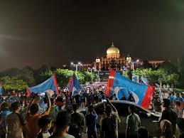 More ideas from what's wrong with pakatan harapan. Pakatan Harapan Takes Over Putrajaya 509 Sydney Opera House In This Moment Travel