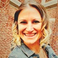 Valerie Duffy's Instagram, Twitter & Facebook