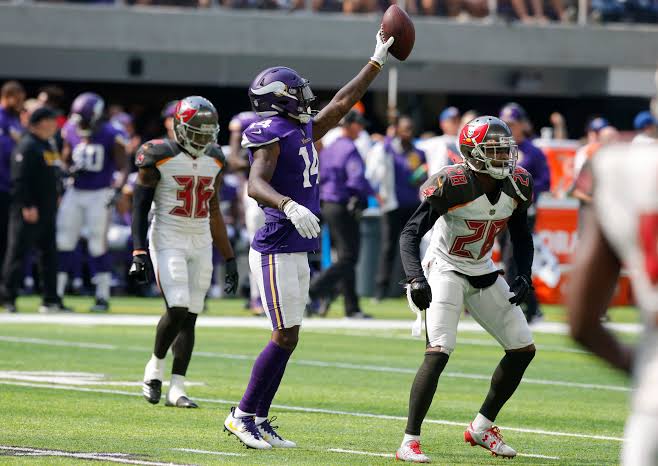 Vikings WR Stefon Diggs torched Buccaneers
