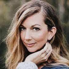 Tonya Holcomb's Instagram, Twitter & Facebook