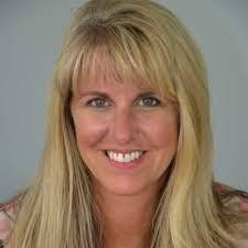 Karen Windham's Instagram, Twitter & Facebook