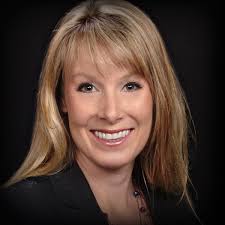 Julie Vollmer's Instagram, Twitter & Facebook