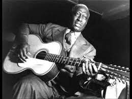 Friday Top 29 Greatest Blues Guitarists Of All Time Articles Ultimate Guitar Com