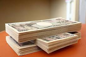 どっちが現実的 月3万円稼ぐvs1日300円節約 ヨムーノ
