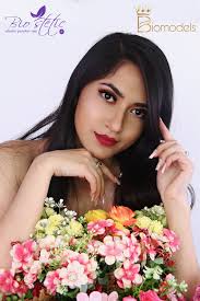 😍Conoce a nuestras hermosas candidatas Bio Stetic 💜Majori Tatiana  Barragán Muñoz Edad: 22 años Ocupación: Gerente propietaria de Mavery viste  de Reina, Diseñadora de modas, Seminarista en Liderazgo, Creadora de  contenido digital