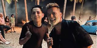 Check spelling or type a new query. El Tiktoker Kunno Aparece En El Video De Ricky Martin Y Carlos Vives Y Se Vuelve Tendencia