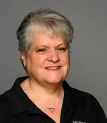 Lynn Letourneau's Instagram, Twitter & Facebook