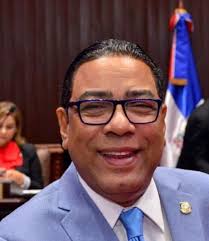 Lic. Amaury Reyes Capellan (@amaury_reyes) • Instagram photos and videos