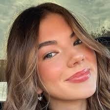 Kate Baker's Instagram, Twitter & Facebook