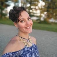 Alisha Chase's Instagram, Twitter & Facebook