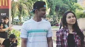 Nantikan drama mini mocha kau bahagia menampilkan lakonan farah nabilah , syafiq kyle , issey fazlisham , syazwan zulkifly dan ramai lagi. Aksi Comel Syafiq Kyle Farah Nabilah Di Set Drama Terbaru Mereka Mocha Kau Bahagia Youtube