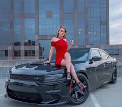 Let S Get Some Comments On This Leave A Comment Below If You Like Her And The Car Want To See Your Girlfriend Here Or A Model That Mopar Car Girl Model