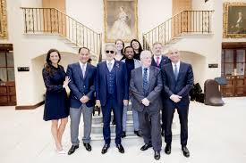 A very young andrea bocelli singing with ed sheeran is the only thing you need to see today. Andrea Bocelli Foundation And Community Jameel Launch International Scholarship At The Royal College Of Music In London Abf