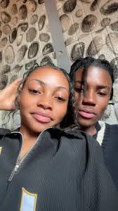 Pranks d'amour avec Darwin et Perla