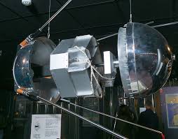 Es ist daher ein schock für den westen, als die sowjetunion am 4. File Sputnik 1 Exploded View 3f9a6199 36924864550 Modified Png Wikipedia
