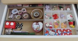 子供部屋収納 セリアのアイテムでデスク周りをスッキリ merci 収納 セリア 収納 アイデア 収納