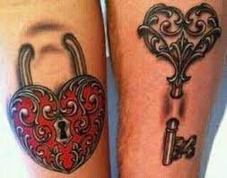 This couple decided upon a straightforward, but powerful, concept utilizing the symbols for the king and queen heart suited cards. 30 Heart Lock And Key Tattoos For Couples Entertainmentmesh