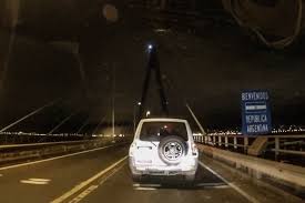 Acabava de ser inaugurada e estreitava os laços entre brasileiros e argentinos. Dia 154 Fronteira Entre Paraguai E Argentina Encarnacion E Posadas