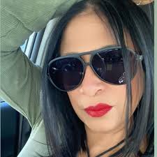 Por esta vía expreso mi profundo agradecimiento a todos aquellos que  tuvieron la cortesía de felicitarme con motivo de mi designación … como  administrador de aduanas en el aeropuerto Punta Cana. Sus