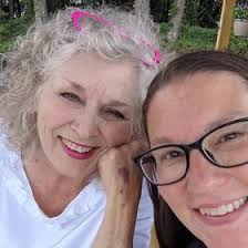 Lacey Hammett-McKinney (digglerswife)