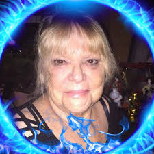 Fatboy Slim dropping SHAKEDOWN's 'At Night' at Brighton beach 🤩