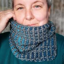 Tuck Cowl Free Knitting Patterns