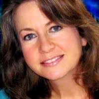 Stacey Capps's Instagram, Twitter & Facebook