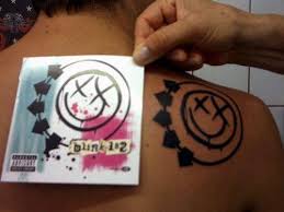 Also famous for his tattoos, he gives the reason for getting them, so he could never go and get a normal job. Blink 182 By Deelonge On Deviantart