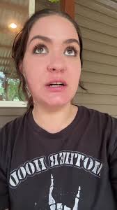 Does anybody know how many followers you have to have to get into tikt...