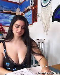 Magida El Dhaybi  magida__eldhaybi Nude Leaks OnlyFans Photo 7 - Leaked  Models
