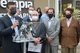 Maybe you would like to learn more about one of these? Rodrigo Garcia Frei Francisco Belotti Do Husf Edmir Chedid E Vice Prefeito Amauri Sodre 27 04 2021 Saude Publica Husf Inicia Servico De Radioterapia Em Braganca Paulista Veja Detalhes Licenca De Uso Licenca Creative Commons Todas As