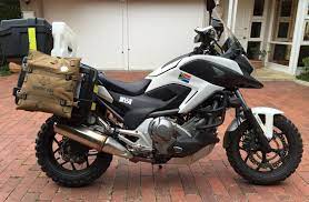 Honda Nc700x Dct Adventure Ready Cape Town To Kenya 2 Aventura De Moto Motos Motos Esportivas