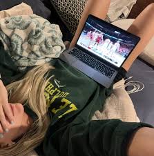 Hannah Cook on X: If you told me Id be laying upside down in my bed this  stressed over @BarstoolColgate id say you were lying SlingSleepers but  here we are. t.cowZzjd9v7S2 